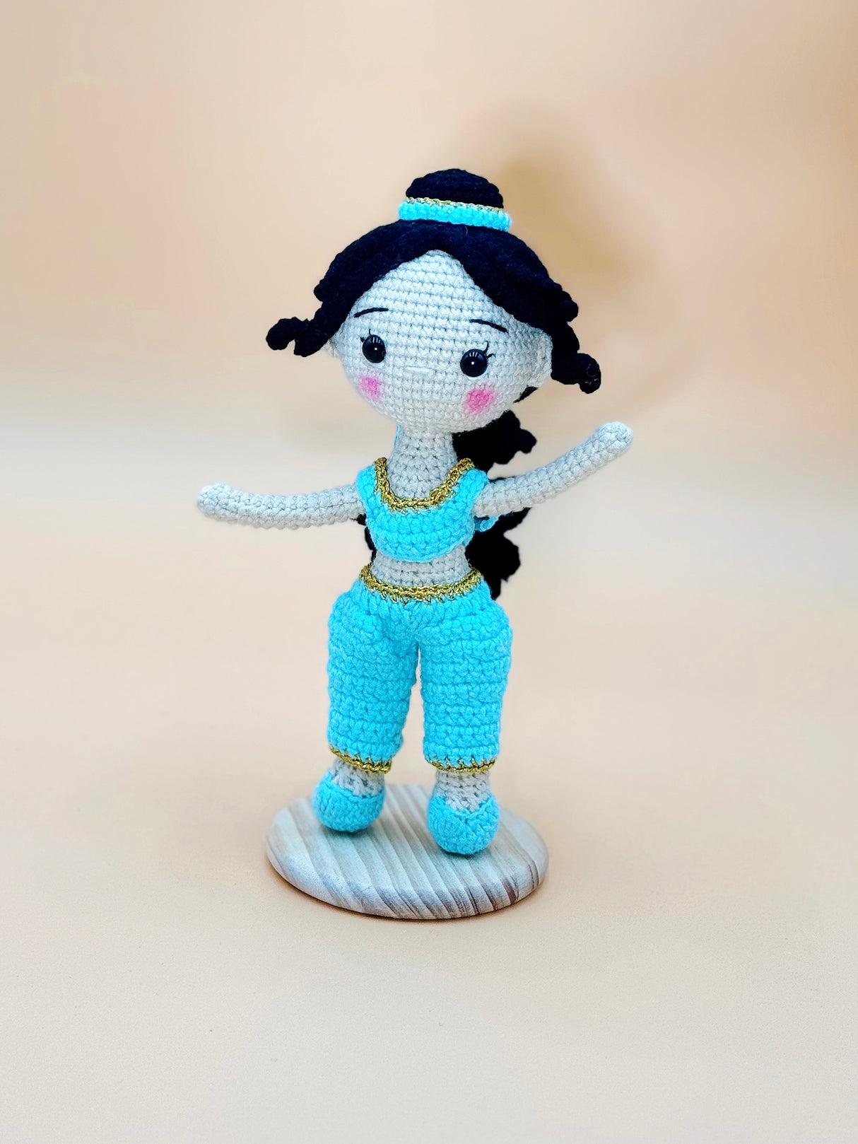 Jasmine Figure | Crochet Flower Pot Home Decor