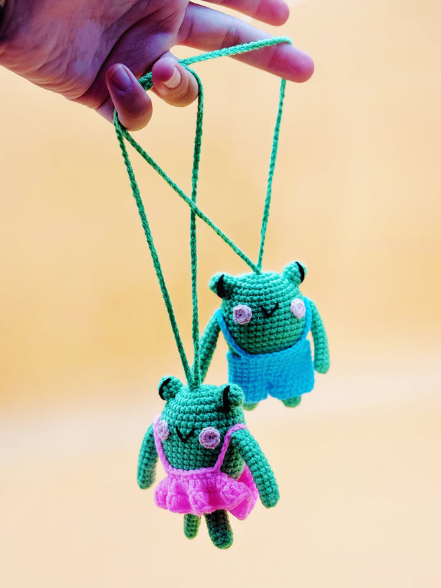 Frog Hanger | Cute Crochet Keychain