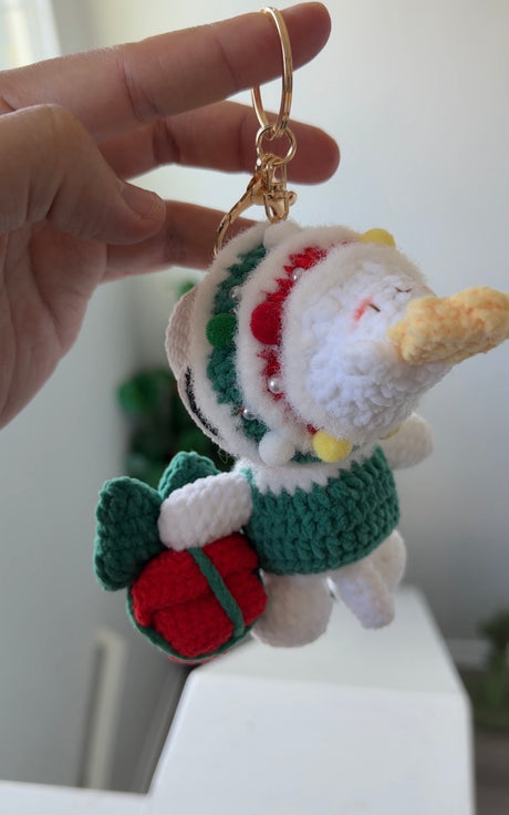XMas Snoopy Crochet Keychain